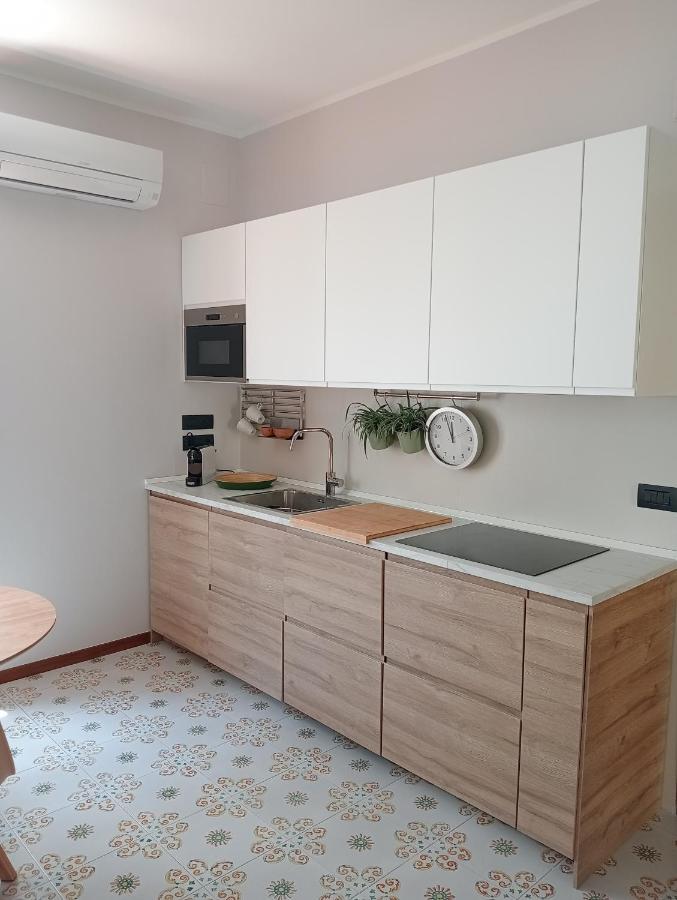 Diana Apartment Salerno Exteriör bild